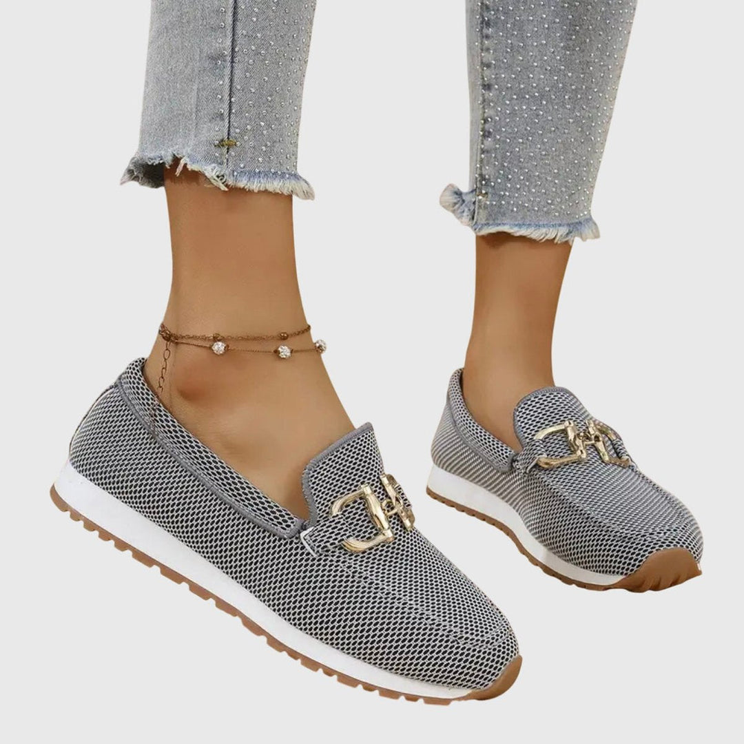 Mocasines deportivos de mujer para un estilo de vida activo. Comodidad, soporte de arco y diseño casual de verano.