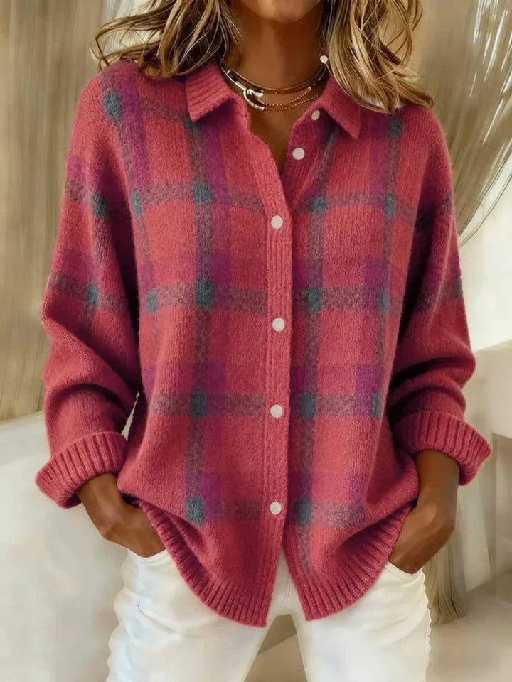 Chaqueta de punto oversize de mujer, cómoda y casual con diseño de cuadros, ideal para moda invernal.