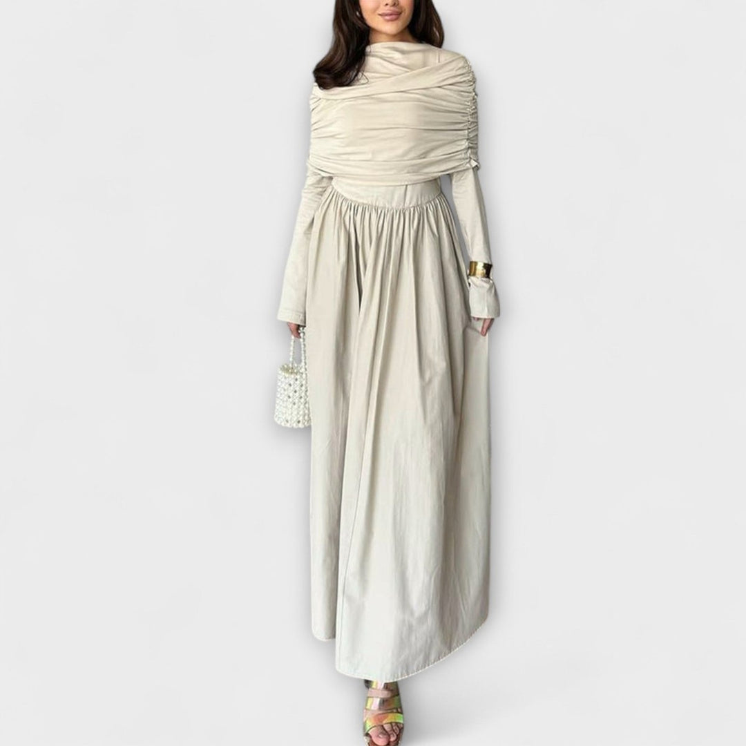 Vestido maxi de mujer elegante, plisado, con cuello alto y manga larga, para un look de fiesta formal.