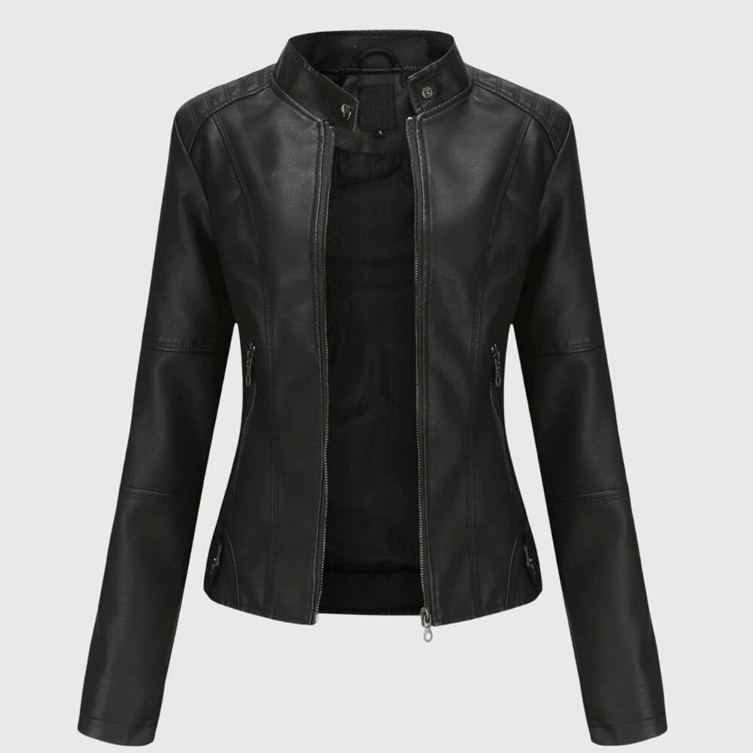 Chaqueta de moto entallada para mujer, color negro. Estilo urbano y elegante, ideal para tu confort diario.