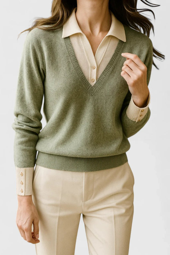 Detalle del cuello polo y escote V en suéter de punto para mujer. Tendencia actual.