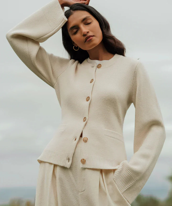 Cardigan de lana cálido y cómodo para mujer, estilo elegante con botones.