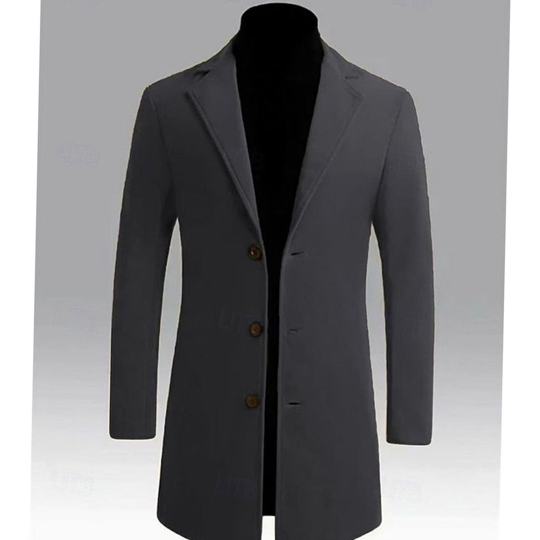 Abrigo clásico de hombre, elegante y versátil. Complemento perfecto para estilo urbano o formal en invierno.