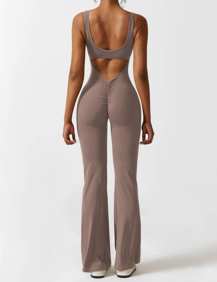 Mono de mujer estilo chic, espalda en V y pierna acampanada, ropa versátil para ti.