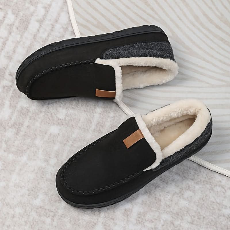 Mocasines slip-on elegantes para hombre, confort y estilo sin cordones, perfectos para cualquier ocasión.