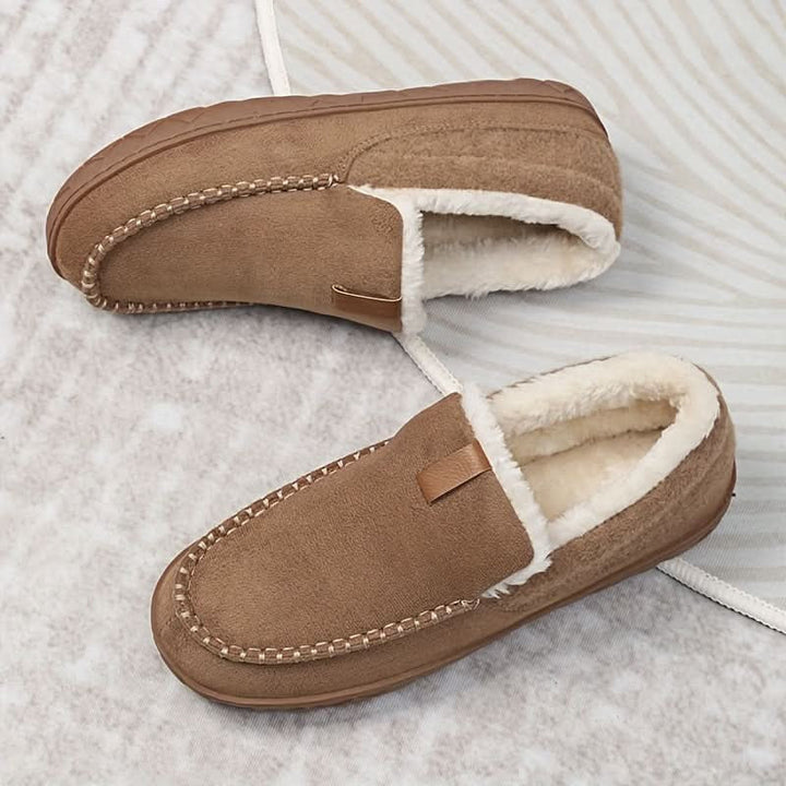 Mocasines para hombre, un zapato slip-on que garantiza facilidad al calzar y un estilo impecable.
