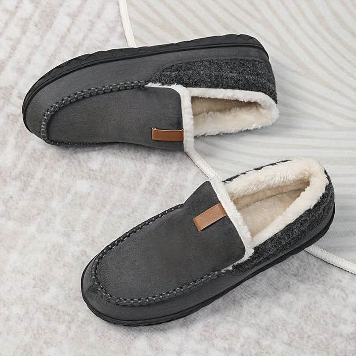 Calzado de hombre estilo slip-on, mocasines que combinan perfectamente elegancia y comodidad.